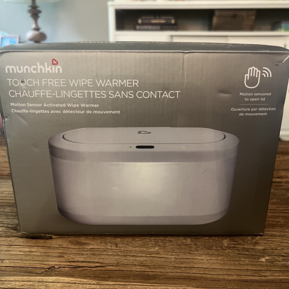 Munchkin Touch Free Baby Wipe Warmer with Nightlight - New!